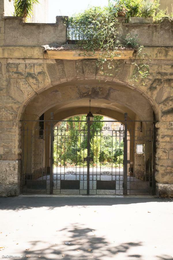 Casa Vacanze "Il Vaticano A 2 Passi" Рим Экстерьер фото